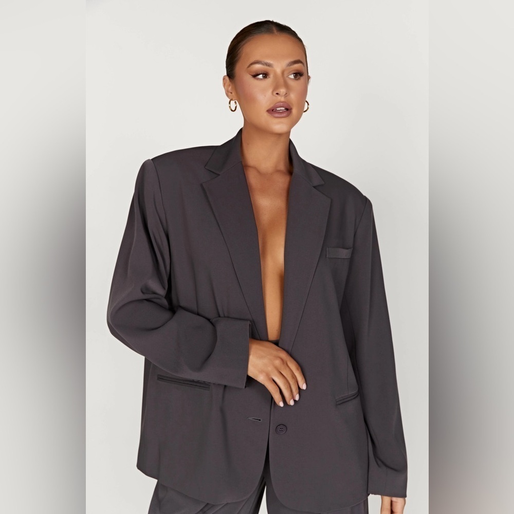 NWOT - Meshki Simone Oversize Blazer in Charcoal - Size XXL